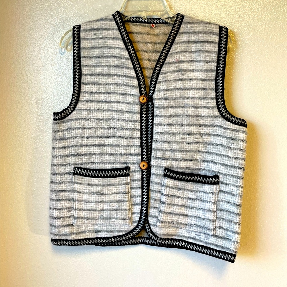 Handmade Sweater Wool Vest size Small